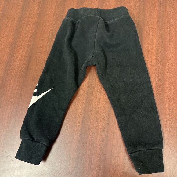 Nike Sweatpants Toddler Size 2T Black Spellout Jogger Activewear - Picture 2 of 5
